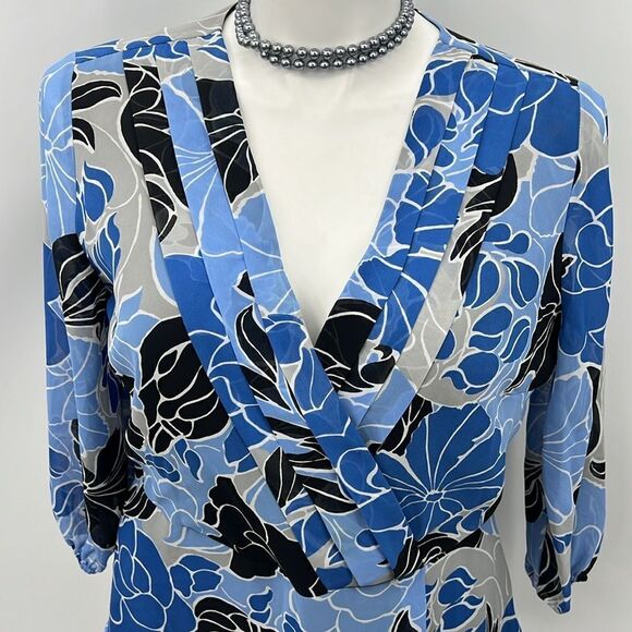 Worthington fitted long sleeve floral deep neckline blouse - Picture 1 of 6
